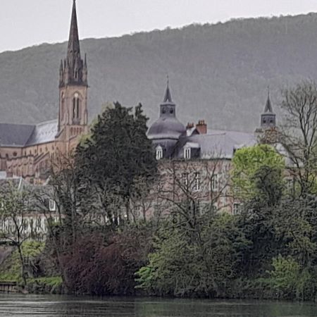 Gite Linglet Fumay Bagian luar foto